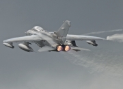 开云APP-平行世界的对决，上海队压哨胜湖人，哈登英超赛场书写传奇