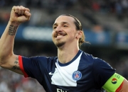 开云体育官网-绿茵禁区与油漆区，欧冠之夜的防守艺术