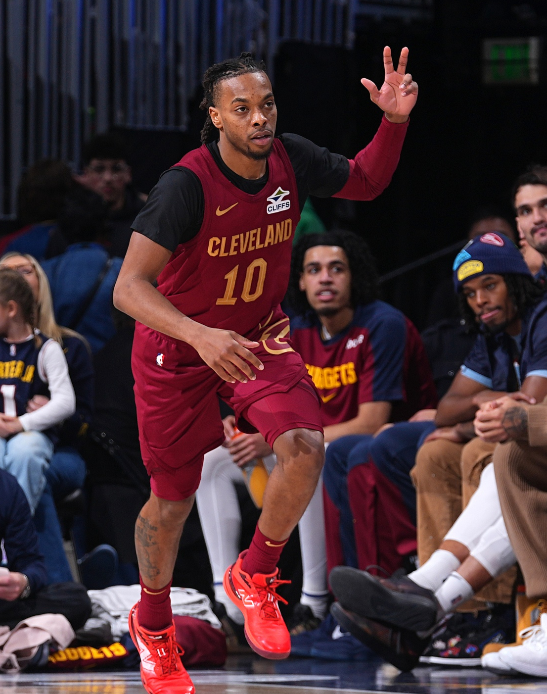 猛龙队主场不敌强敌遭遇两连败！