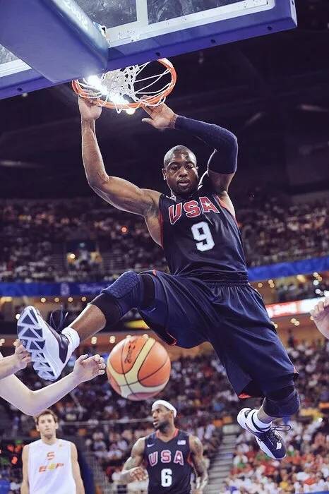 美国队轻松赢球，保持胜势