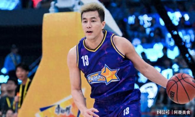 辽宁队翻盘爵士,郭艾伦状态火热 辽宁队翻盘爵士,郭艾伦状态火热