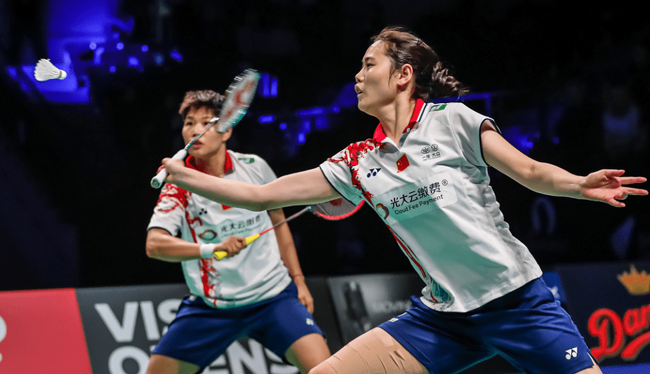 丹麦队轻取印尼队，黄鸭组合统治全场