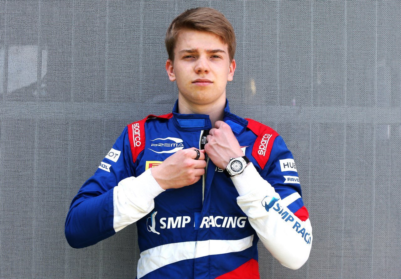 哈斯车队轻取威廉姆斯，佩雷兹惊艳四座