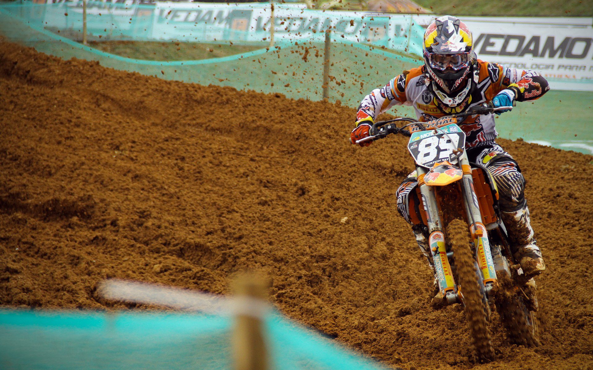 今夜，他是非典型的英雄