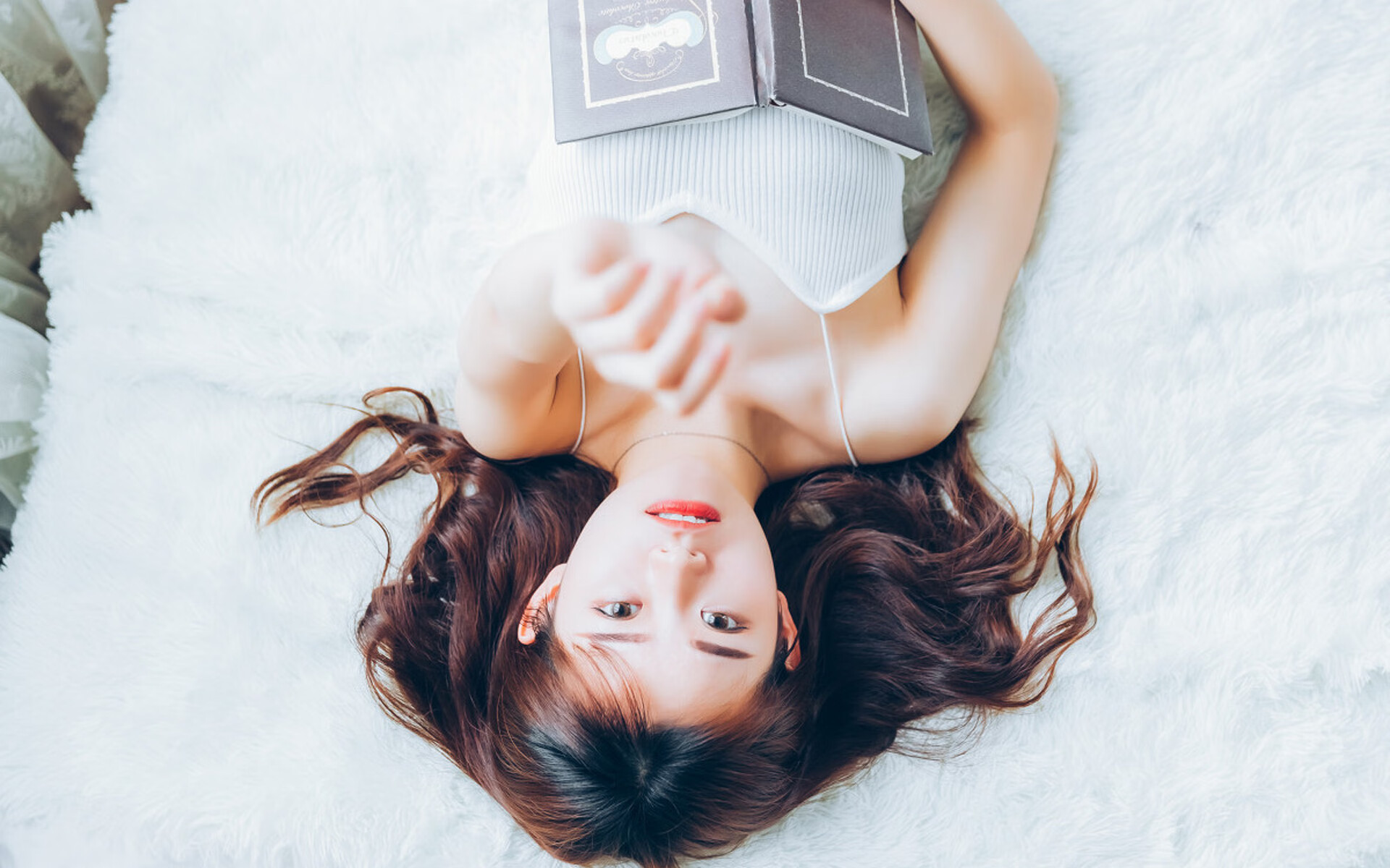 华丽囚笼，当维尼修斯在防守端成为日本的噩梦