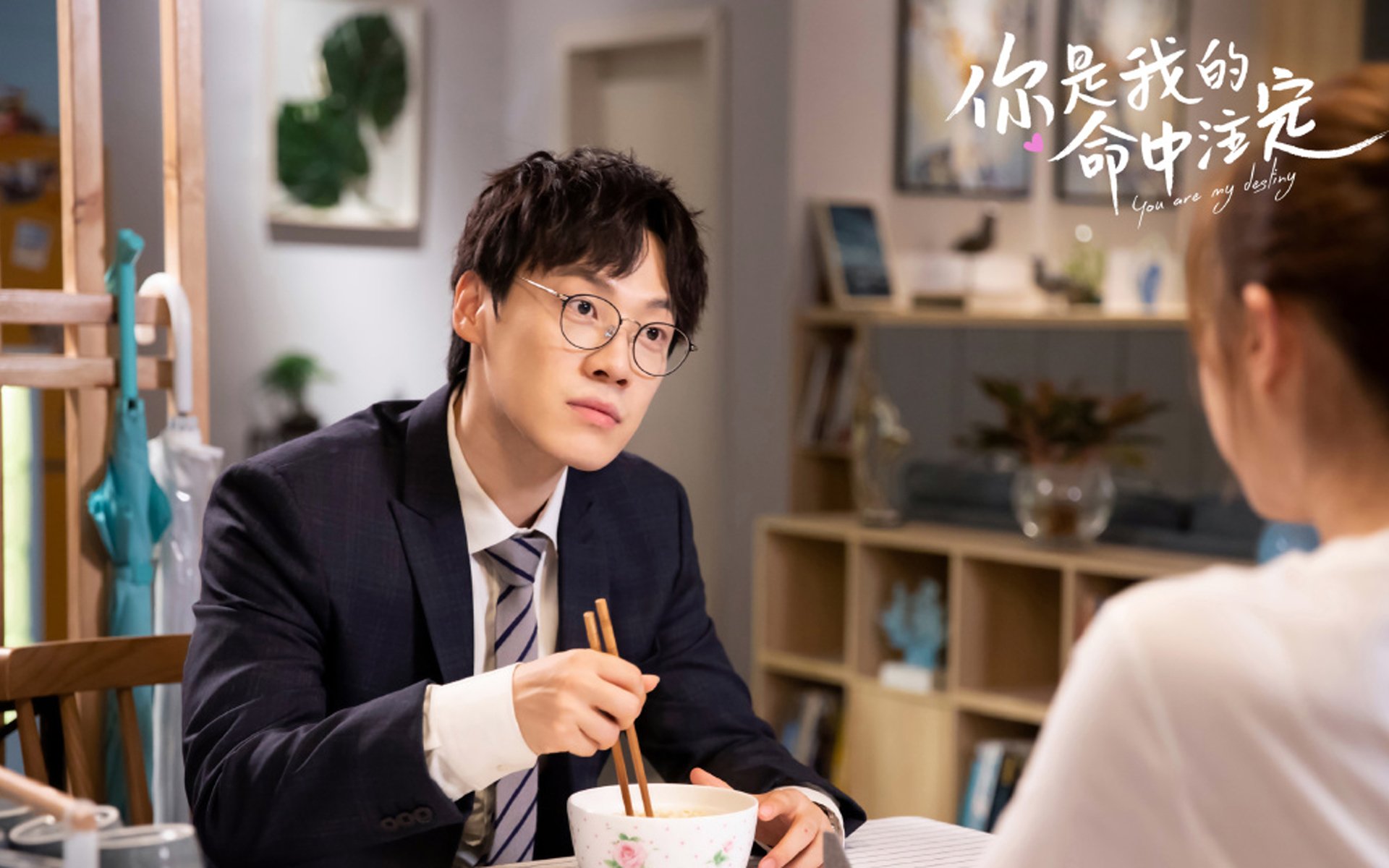 跨界接管，当东契奇在F1赛道亮起太阳式胜利信号灯