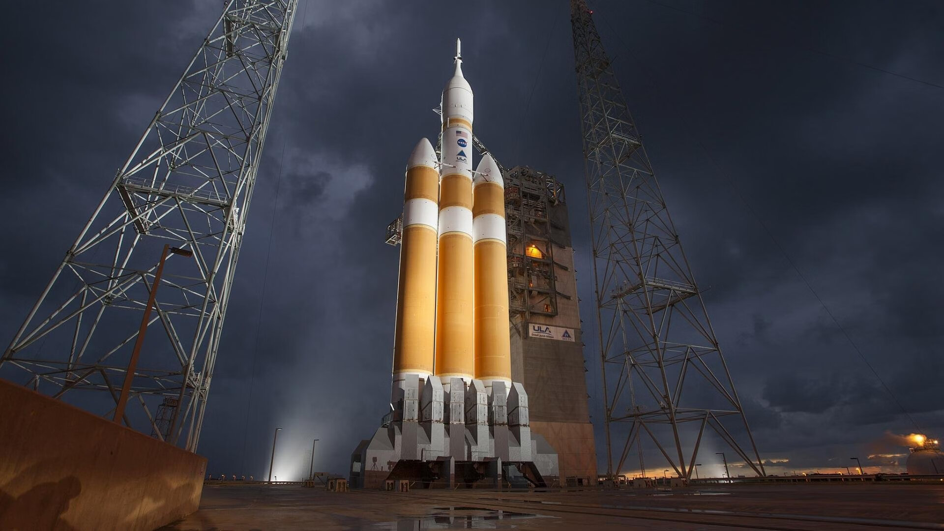 塞维利亚对决佛罗伦萨,穆勒关键制胜,点燃欧洲之夜