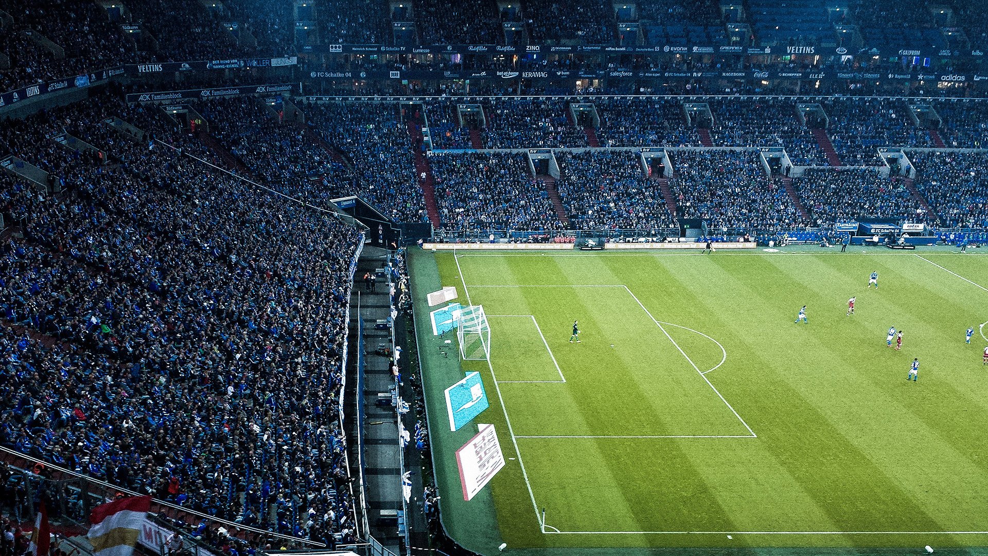 阿尔瓦雷斯一锤定音,多特蒙德主场击溃贝蒂斯,宣告王者归来