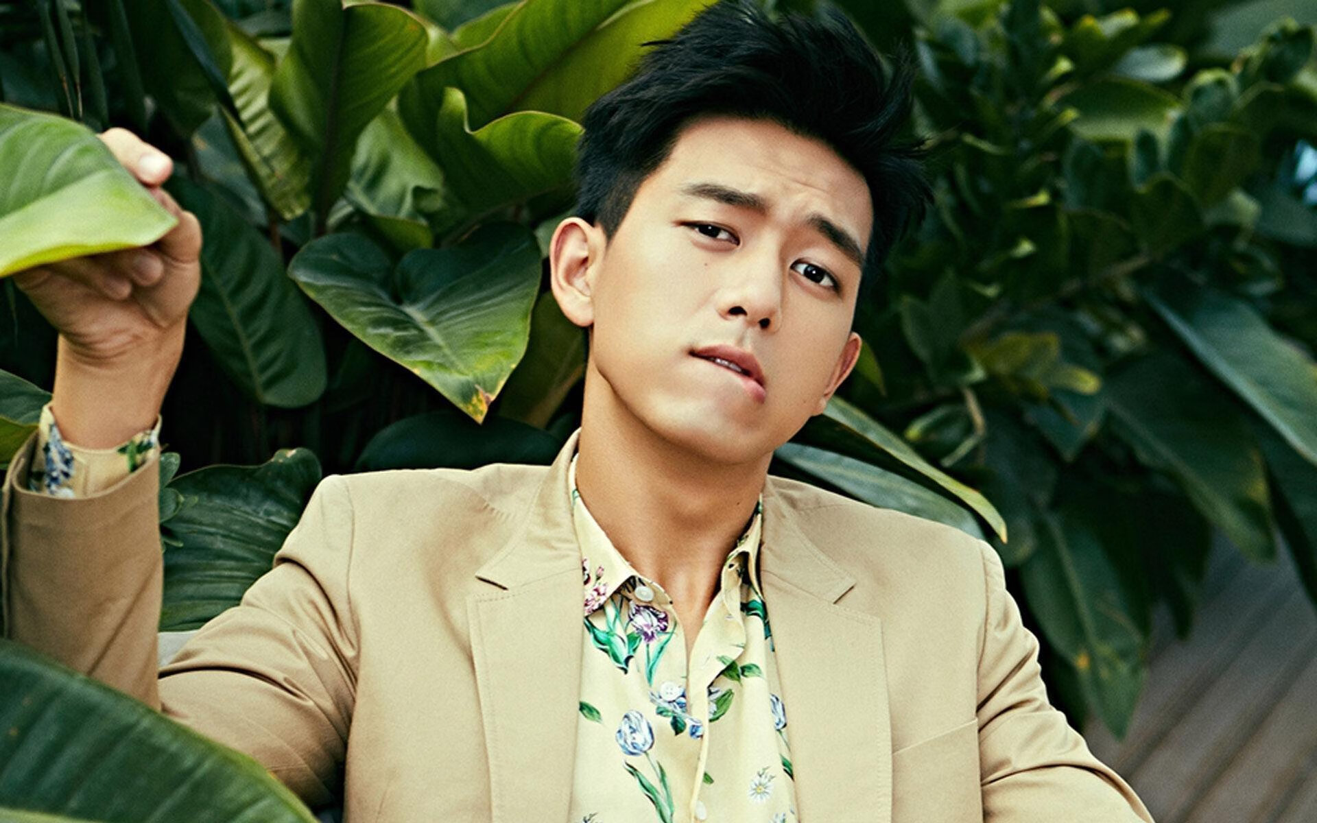 魔幻赛场，2026世界杯焦点战，掘金队竟全面压制上海队？