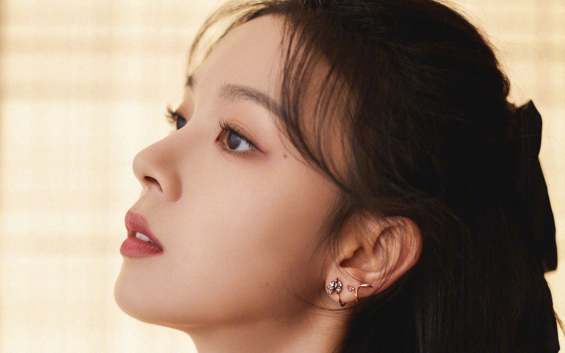 当乌克兰血拼利物浦，哈兰德在战火边界的自我救赎